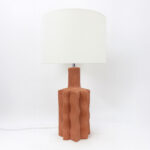 Egli Φωτιστικο Επιτραπεζιο 32x32x56cm Κεραμικο Terracotta Λινο Λευκο